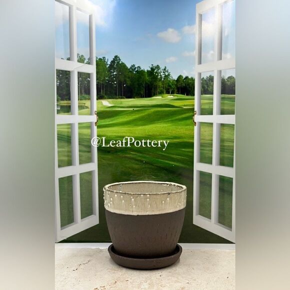 Cafe Noir (SM) Brown/Beige Clay/Concrete Planter Pot with Saucer Attached - Picture 2 of 8